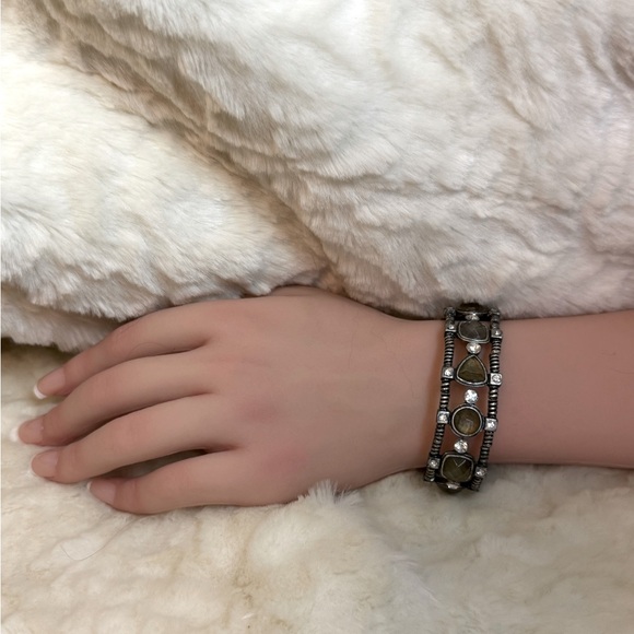 NWOT!!! Lia Sophia Stretch Bracelet - Picture 3 of 5